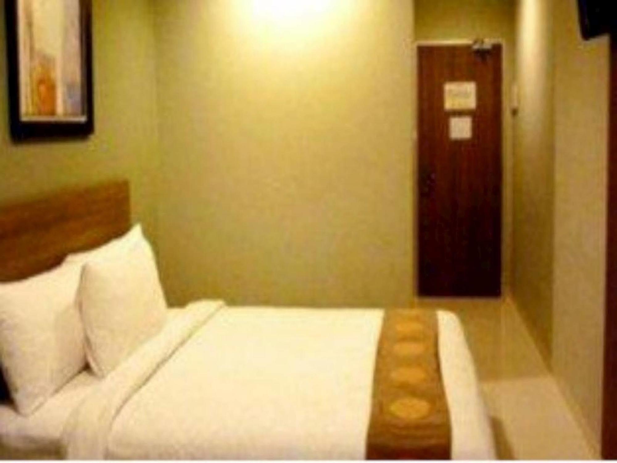 My Hotel Jakarta Exterior photo